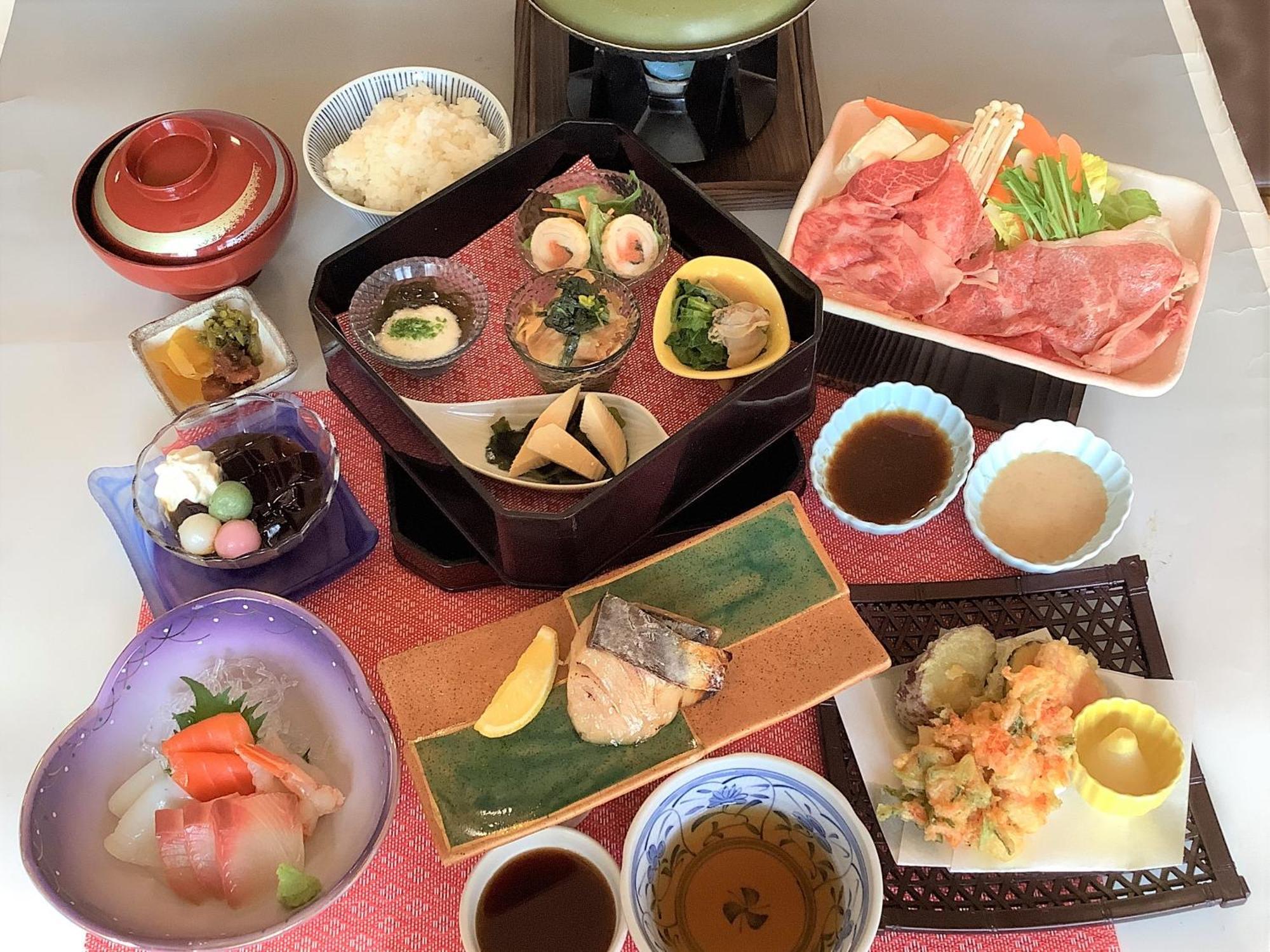 Yusennosato Hotel Nadeshiko Yoro  Екстер'єр фото